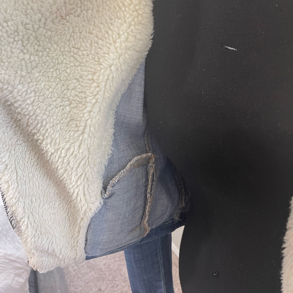 Jean jacket - Picture 6 of 10